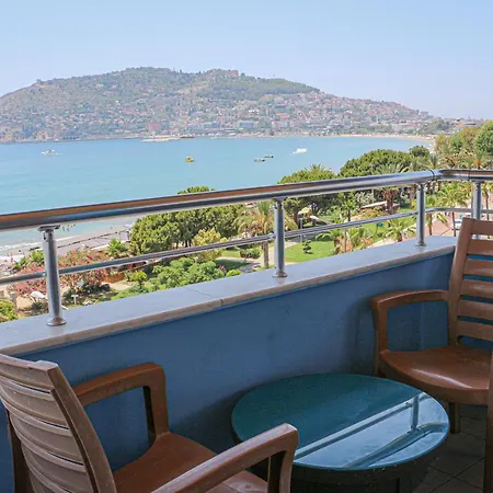 Hawaii Otel 3*