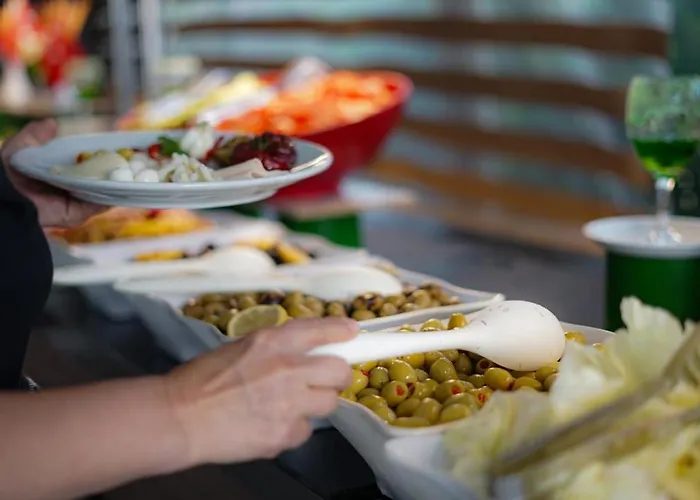 Готель Hawaii 3*